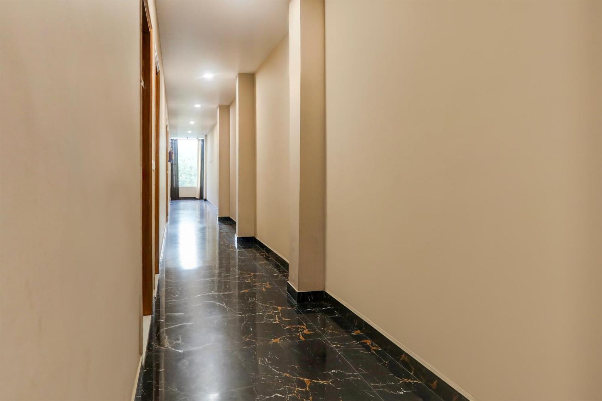 Hotel O Rana Hotel & Restaurant 메루트 외부 사진