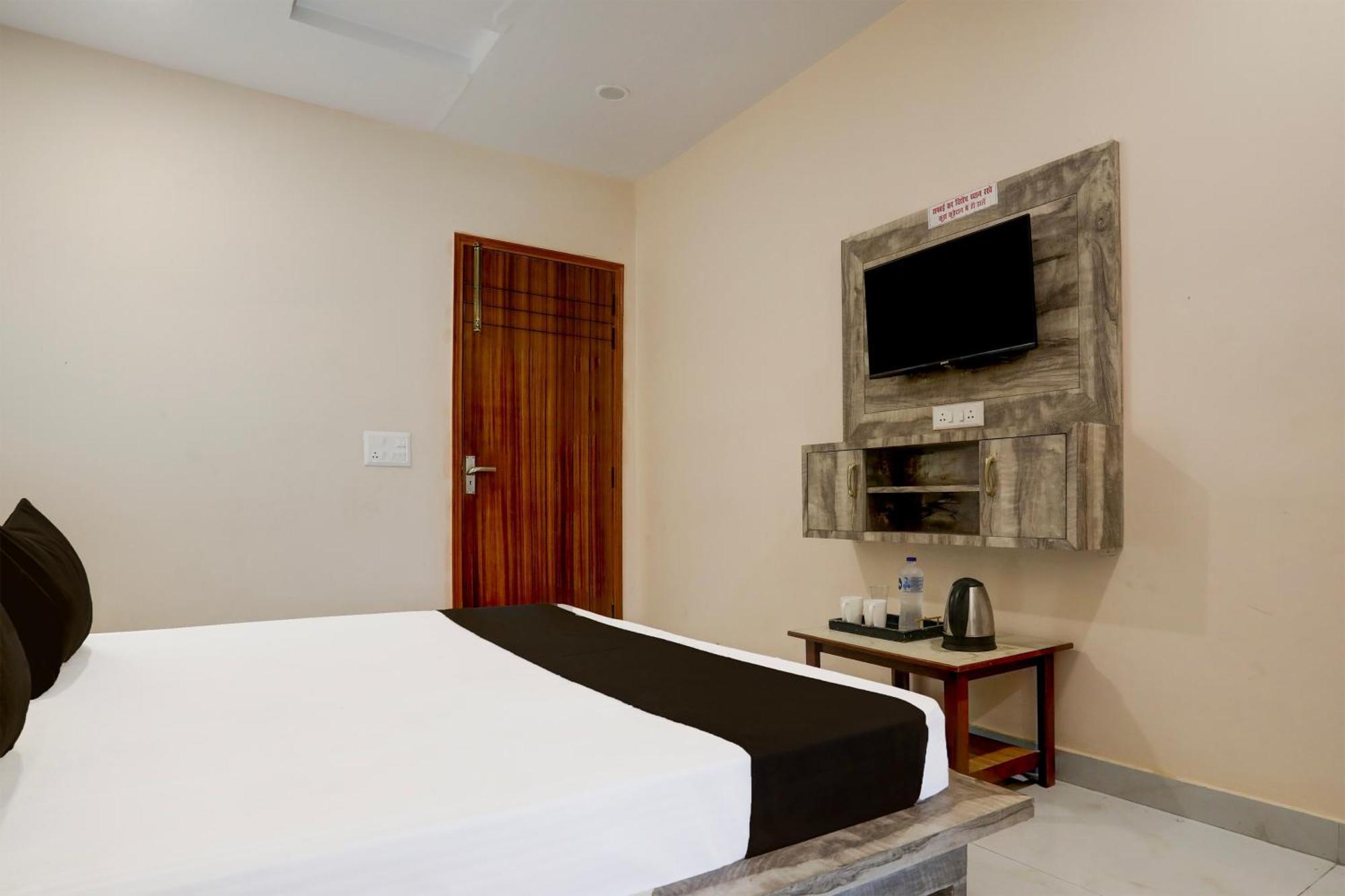 Hotel O Rana Hotel & Restaurant 메루트 외부 사진